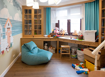 Бескаркасное лаундж-кресло цвета тиффани в детскую комнату